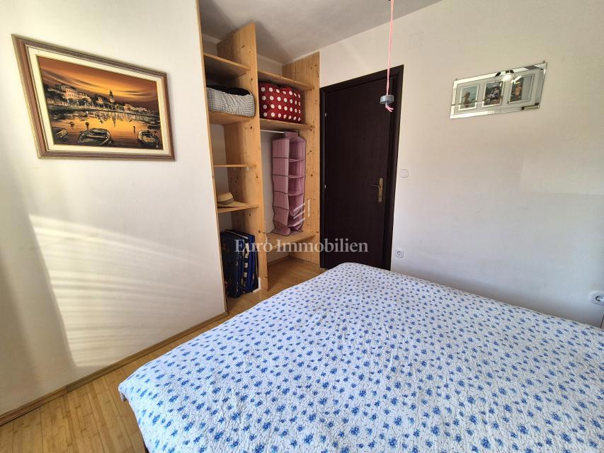 Šilo, udobno stanovanje s pogledom na morje!