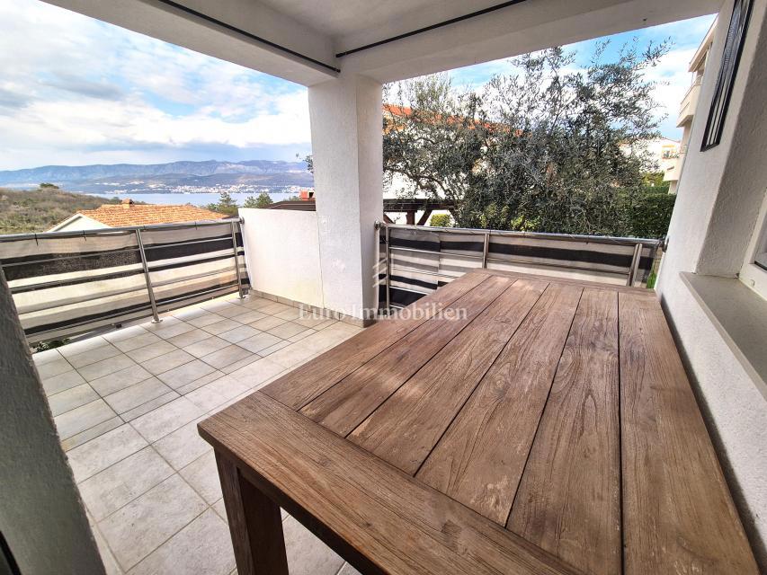 Šilo, udobno stanovanje s pogledom na morje!