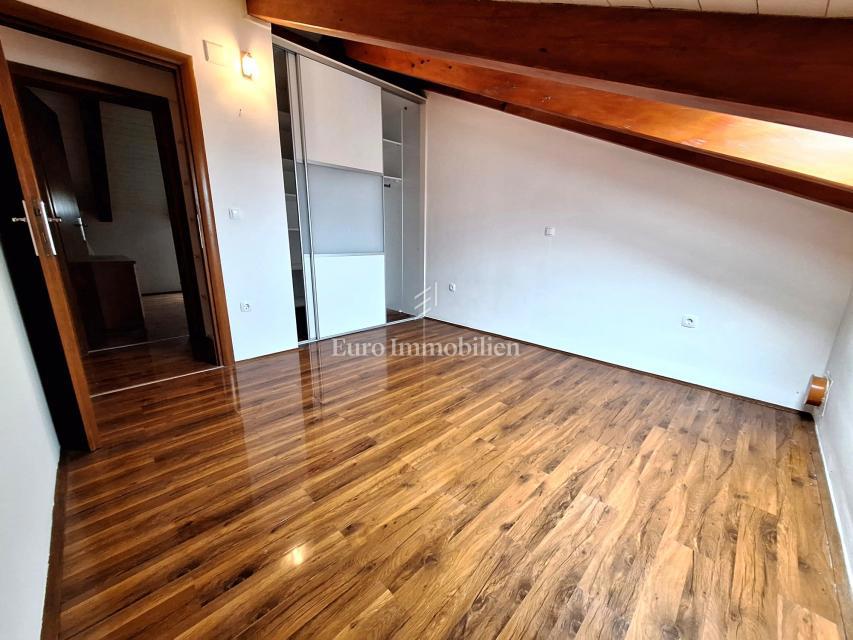 Mesto Krk - apartma s čudovitim pogledom na morje