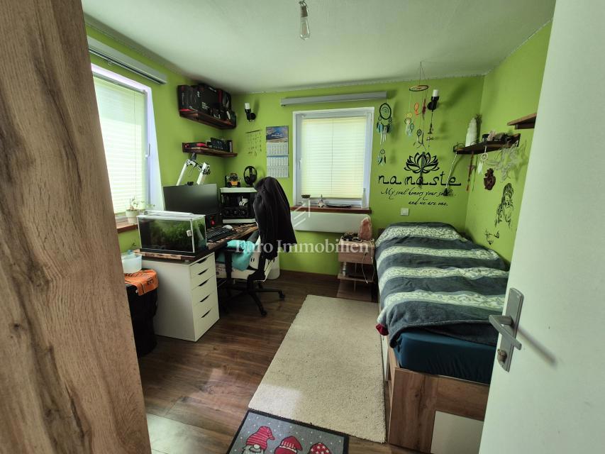 Krk - okolica, samostojna hiša z velikim vrtom