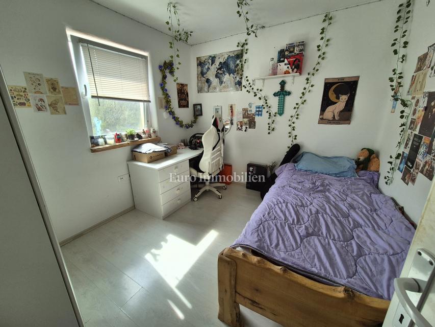 Krk - okolica, samostojna hiša z velikim vrtom