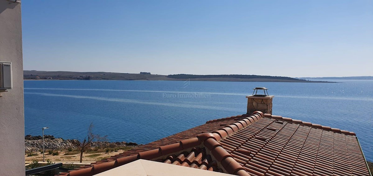 Apartman na moru, prodaja