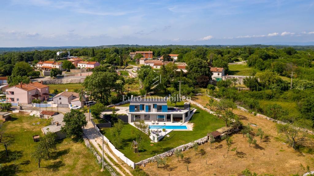Luksuzna vila u mirnom mjestu u okolici Barbana, Istra