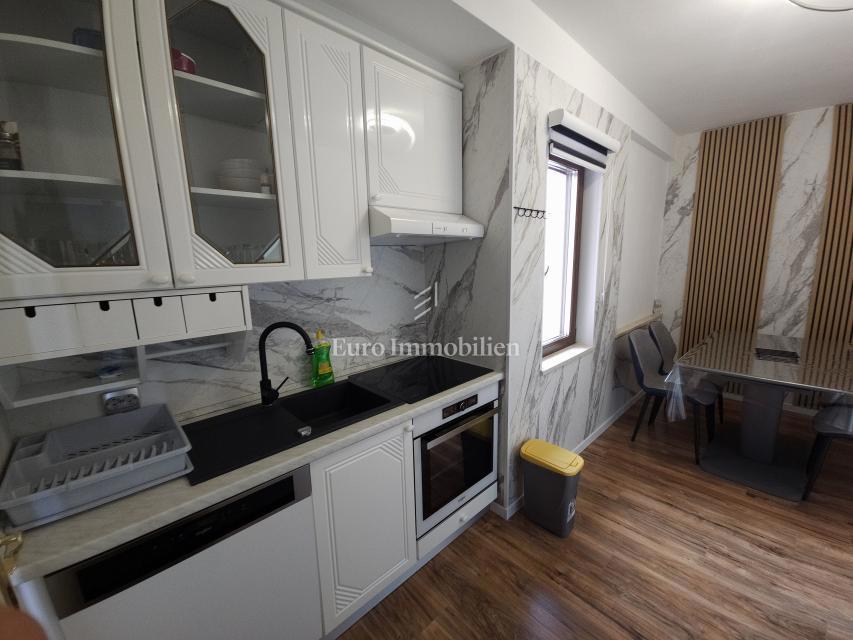 Dvoetažni apartma blizu morja - Malinska okolica