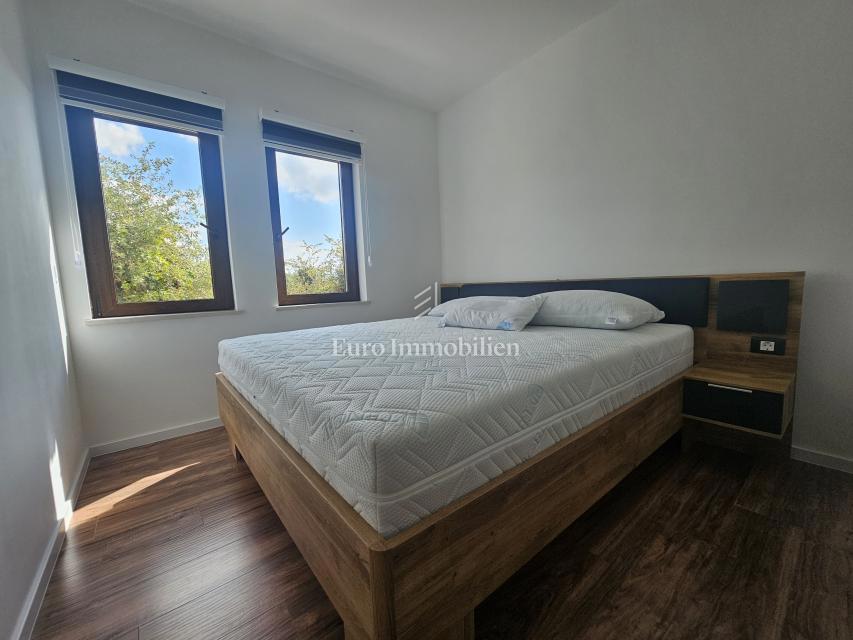 Dvoetažni apartma blizu morja - Malinska okolica