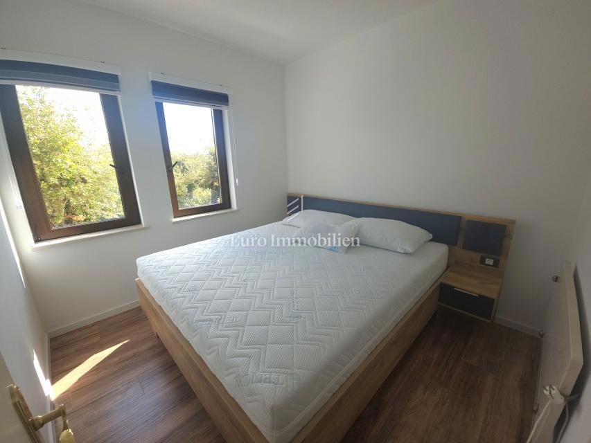 Dvoetažni apartma blizu morja - Malinska okolica
