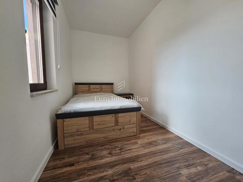 Dvoetažni apartma blizu morja - Malinska okolica