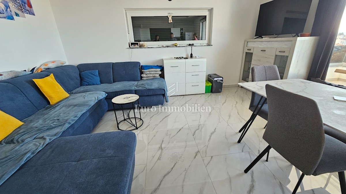 Apartma z odprtim pogledom na morje - Malinska