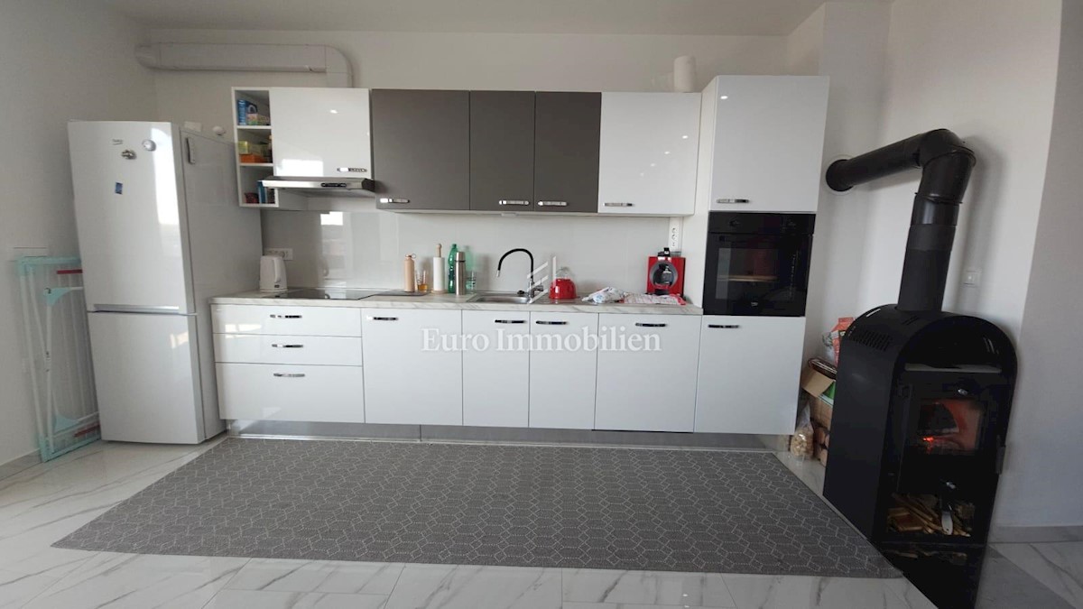 Apartma z odprtim pogledom na morje - Malinska