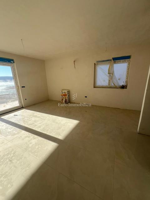 Apartmaji v novogradnji 200 m od morja - Seline