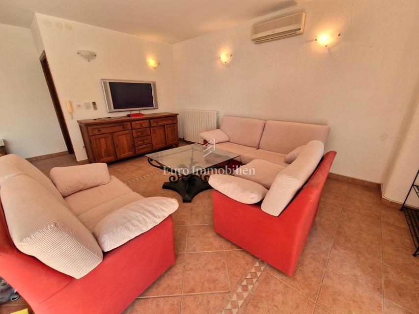Krk okolica - apartma v pritličju