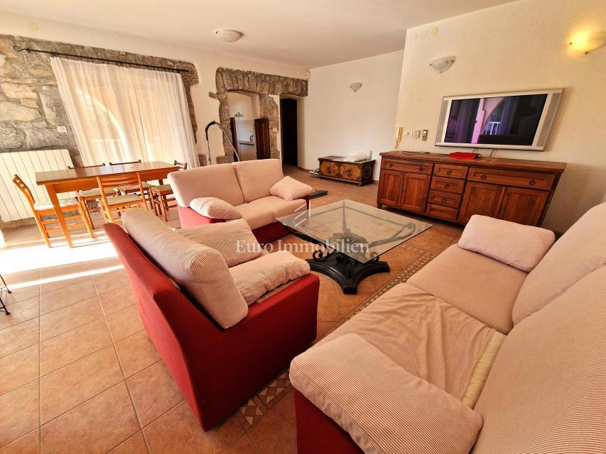 Krk okolica - apartma v pritličju