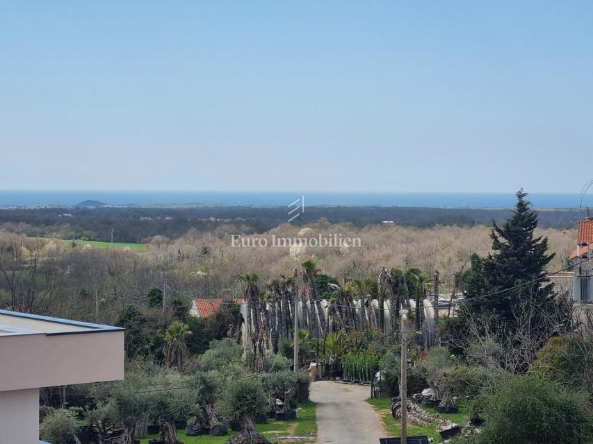 POREČ OKOLICA - moderna vila s strešno teraso, pogled na morje