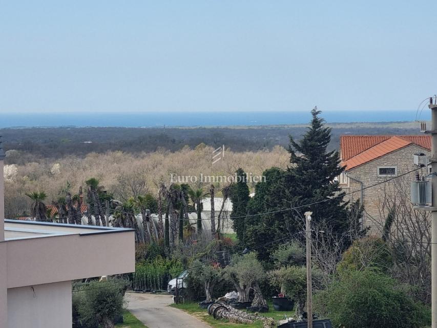 POREČ OKOLICA - moderna vila s strešno teraso, pogled na morje
