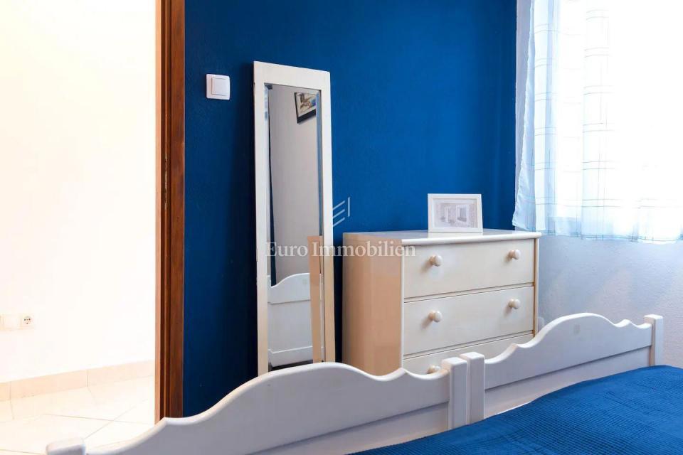 Klenovica, apartmajska hiša z lepim razgledom