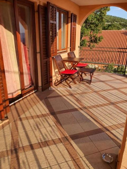 Klenovica, apartmajska hiša z lepim razgledom
