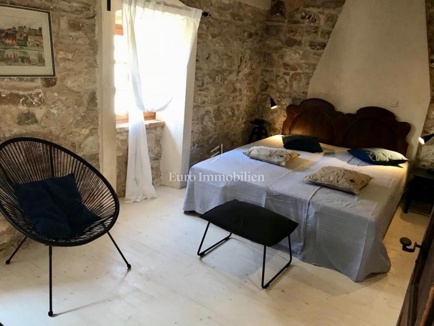 Avtentična hiša na otoku Susak