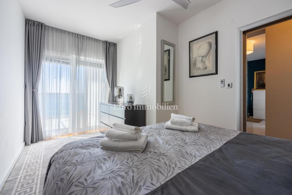 Edinstven penthouse za prodajo v Crikvenici