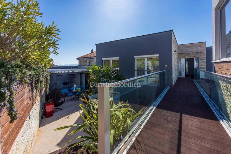 Edinstven penthouse za prodajo v Crikvenici