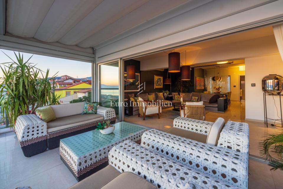 Edinstven penthouse za prodajo v Crikvenici