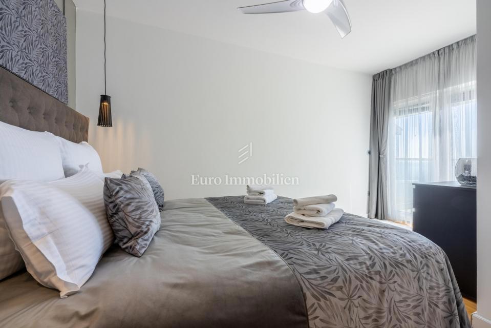 Edinstven penthouse za prodajo v Crikvenici