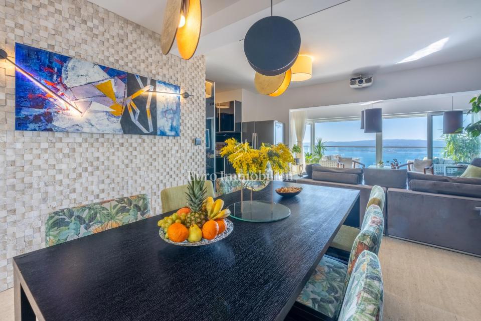 Edinstven penthouse za prodajo v Crikvenici