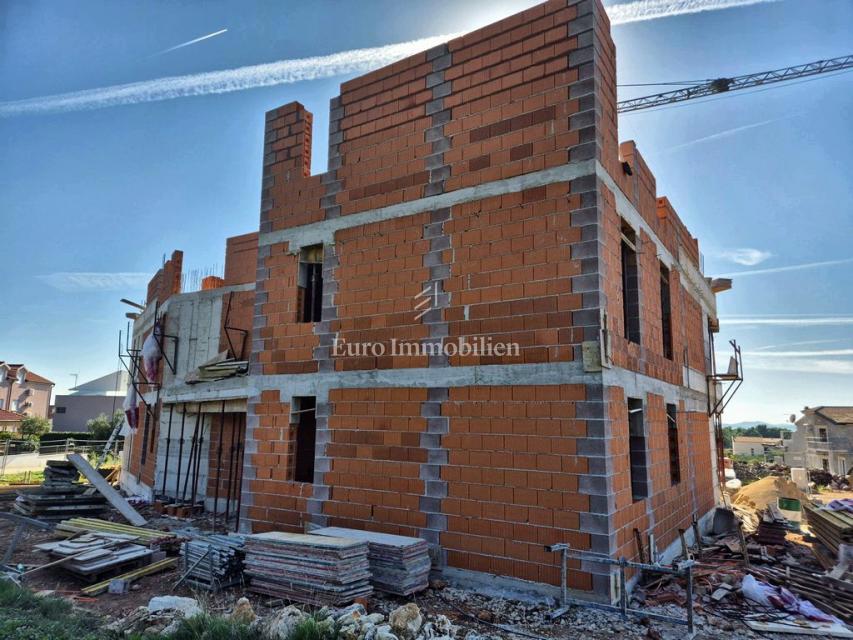 Tribunj, novogradnja - apartma s pogledom na morje