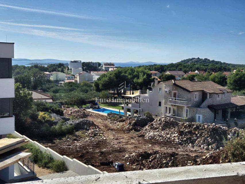 Tribunj, novogradnja - apartma s pogledom na morje