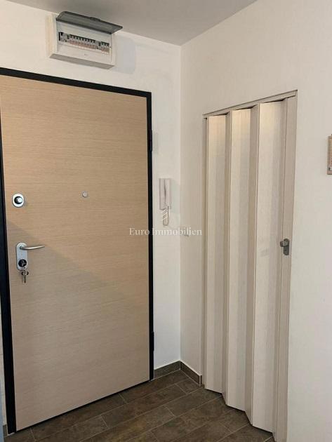  Opremljen apartma v Novalji, otok Pag