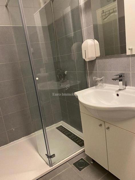  Opremljen apartma v Novalji, otok Pag