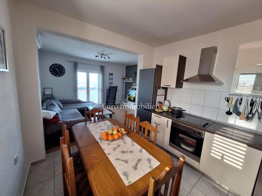 Senj - hiša z dvema apartmajema
