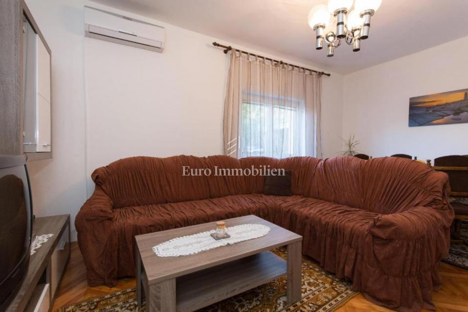 Senj - hiša z dvema apartmajema