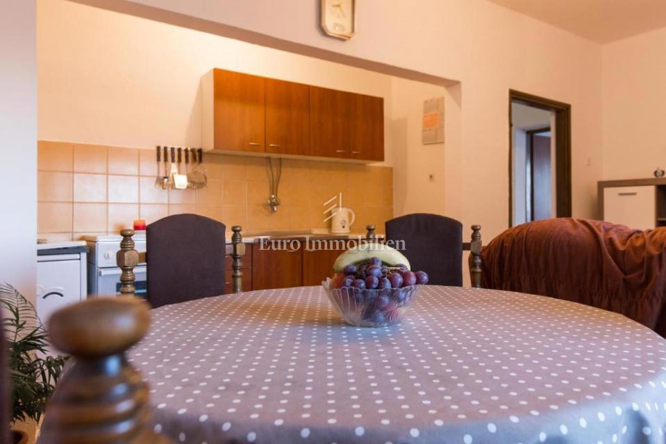 Senj - hiša z dvema apartmajema