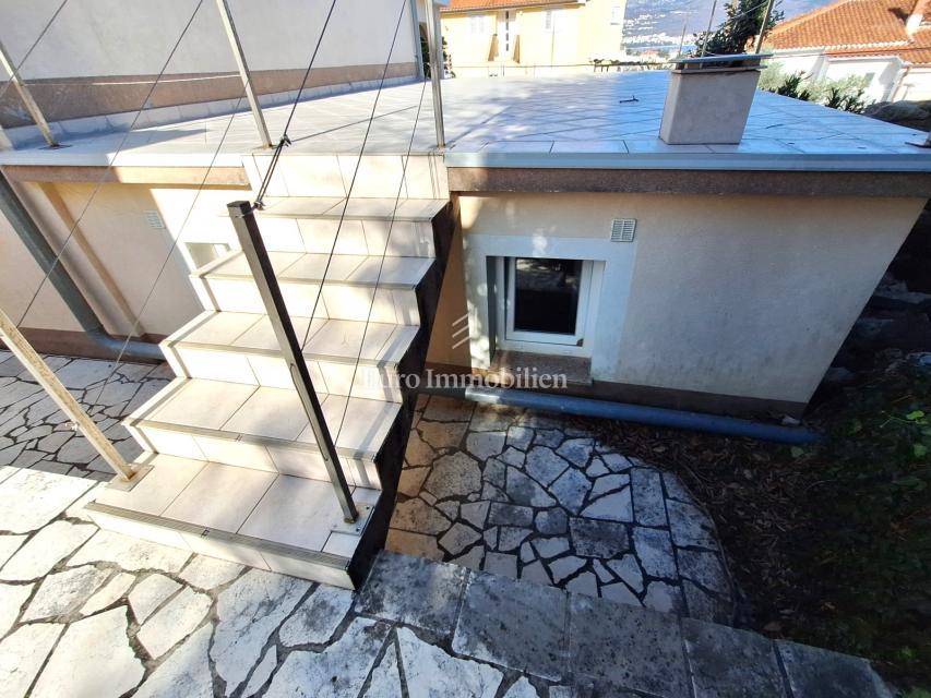 Otok Krk, samostojna hiša 80 m od morja