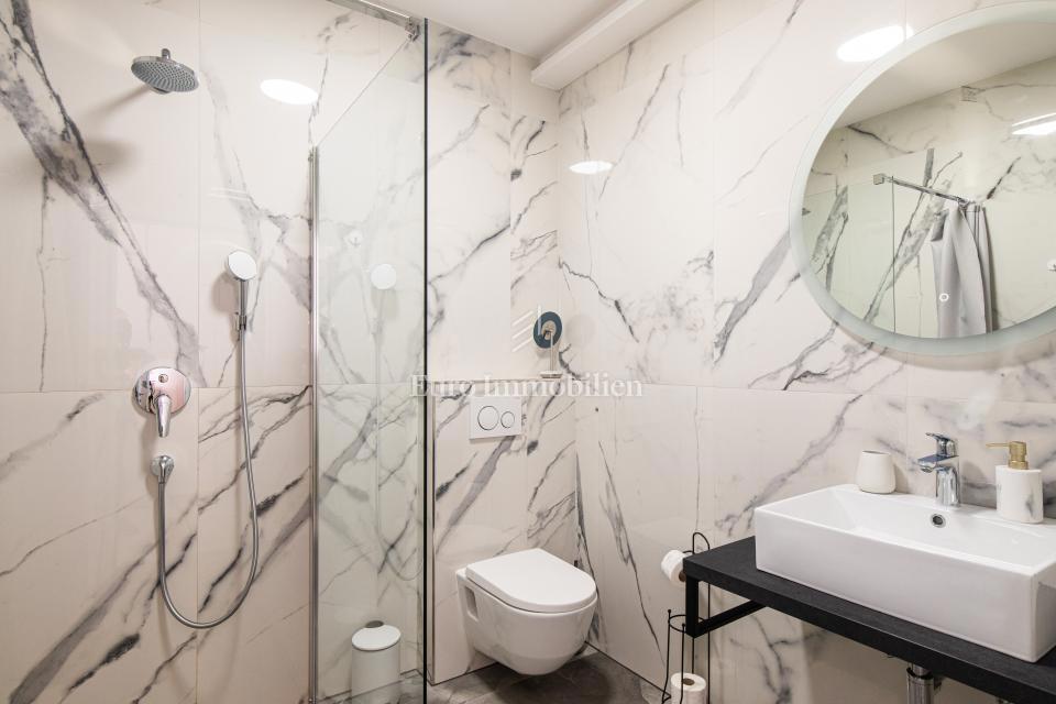 Apartma z bazenom in vrtom