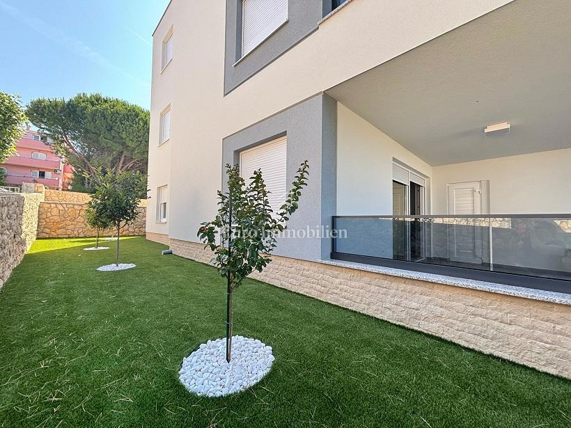 Novalja - stanovanje v pritličju novogradnje