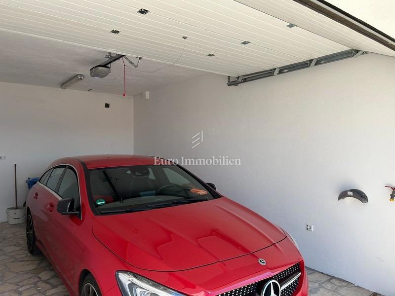 Senj - Hiša v dveh etažah s panoramskim pogledom na morje