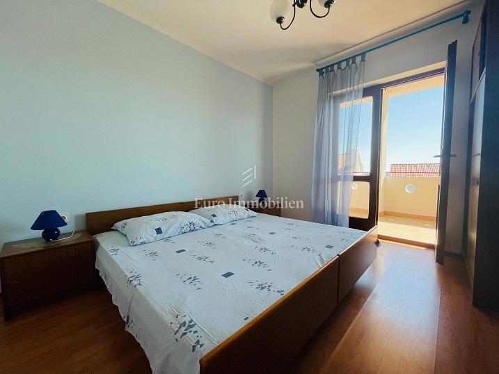 Novalja - hiša s 7 apartmaji in pogledom na morje