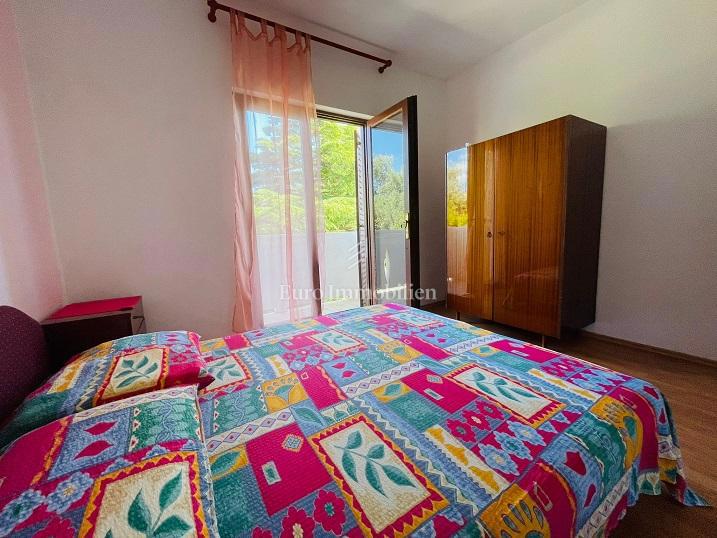 Novalja - hiša s 7 apartmaji in pogledom na morje