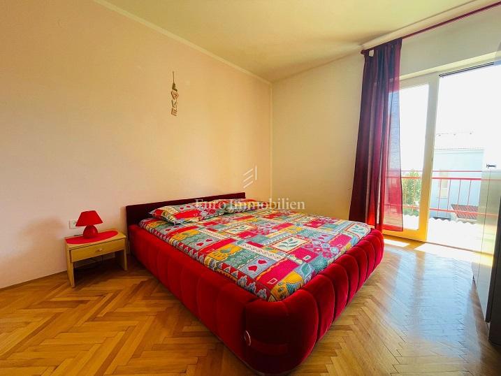 Novalja - hiša s 7 apartmaji in pogledom na morje