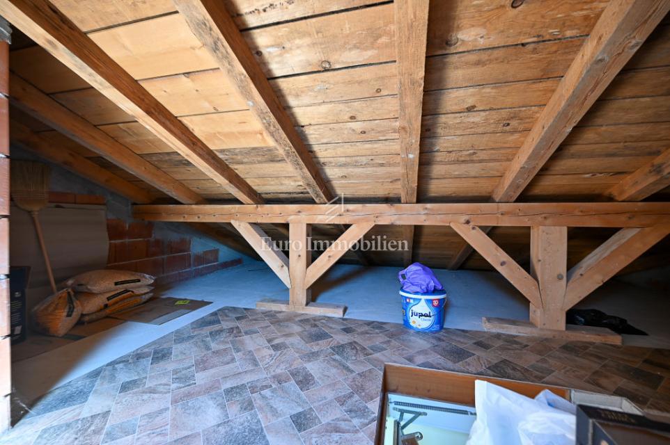 Novigrad – Stanovanje v bližini centra z razgledom na morje