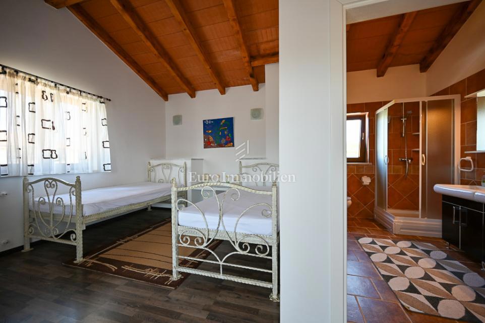 Istra, Vižinada – Samostoječa hiša z bazenom