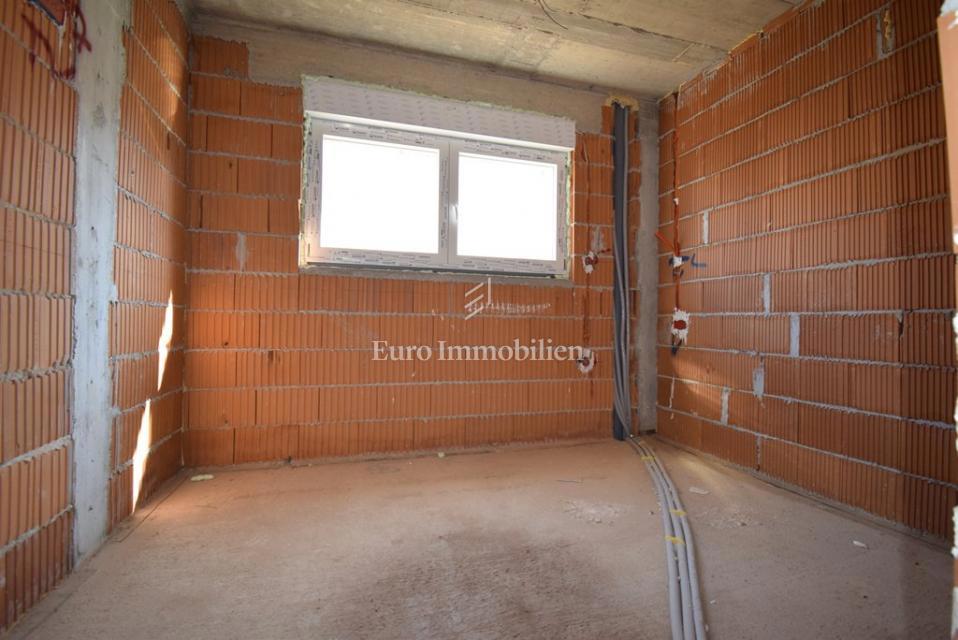 Vodice – Apartma SJ1 v pritličju blizu plaže