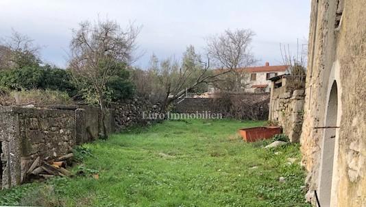 Otok Krk – Kamnita hiša z veliko parcelo