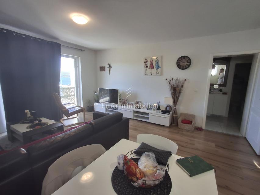 Stanovanje v prvi vrsti ob morju, Vrulje – Kruševo