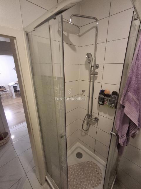 Stanovanje v prvi vrsti ob morju, Vrulje – Kruševo