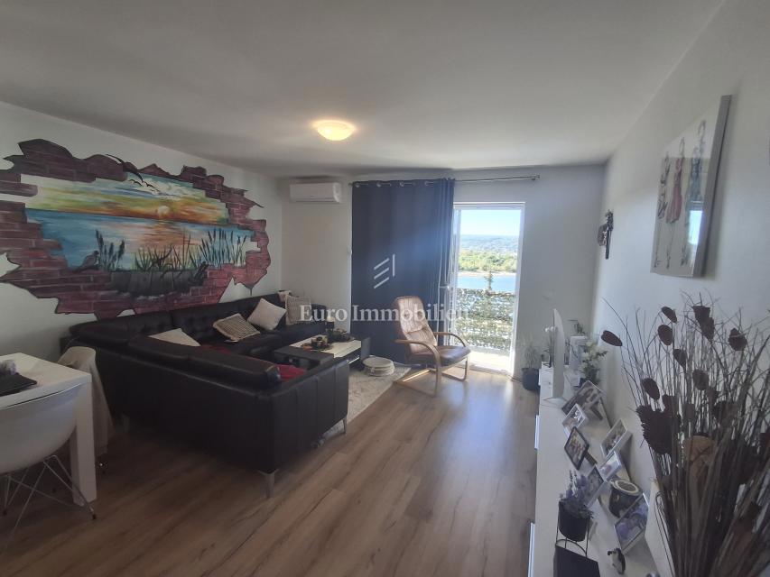 Stanovanje v prvi vrsti ob morju, Vrulje – Kruševo