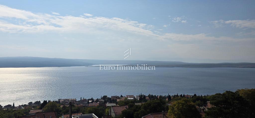 Dramalj, Stanovanje z balkonom in pogledom na morje