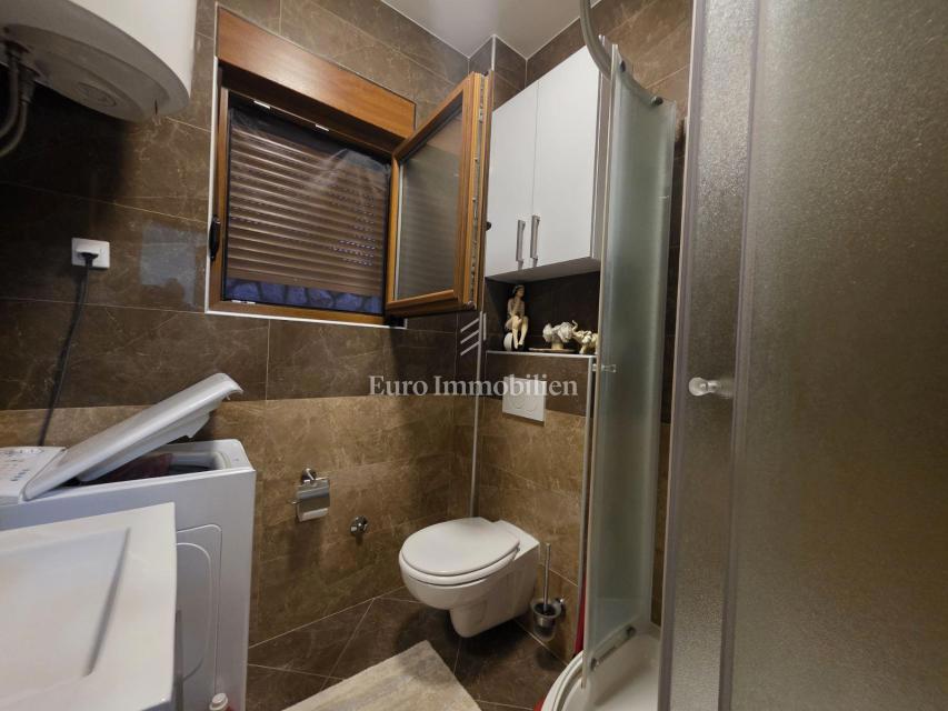 Stanovanje v pritličju na odlični lokaciji