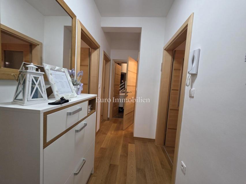 Stanovanje v pritličju na odlični lokaciji